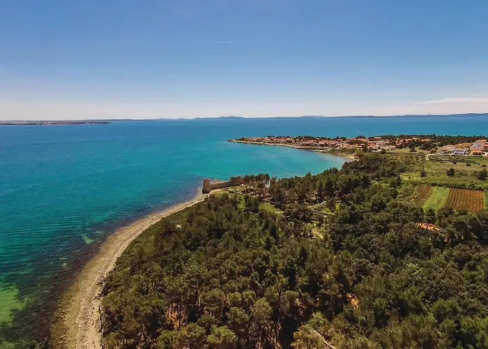 Апартаменты Awesome In With Wifi